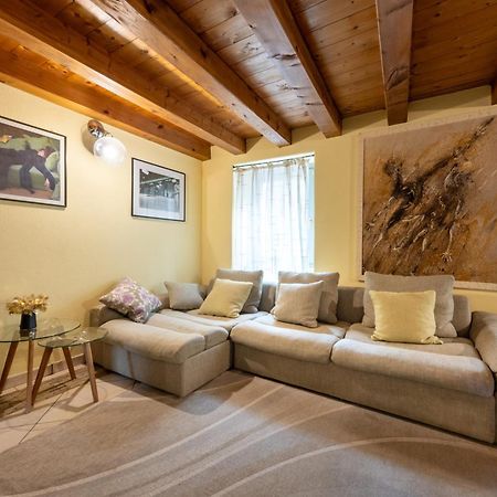 Alpine Apartment Aosta Zewnętrze zdjęcie