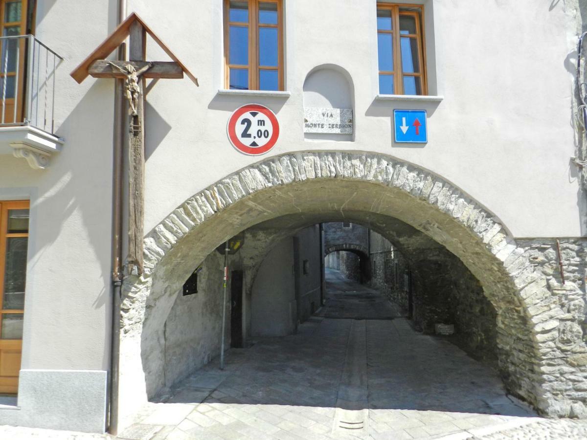 Alpine Apartment Aosta Zewnętrze zdjęcie